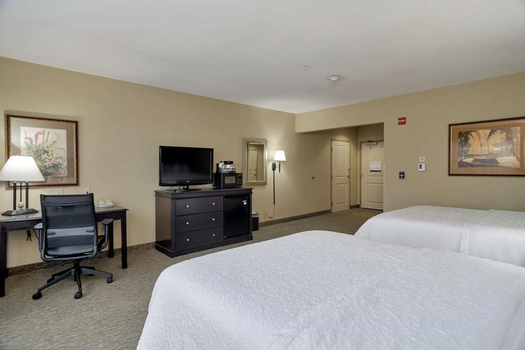 Hampton Inn & Suites Dallas-Dfw Airport Хърст Стая снимка